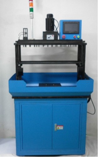 伺服多軸自動(dòng)攻牙機(jī)